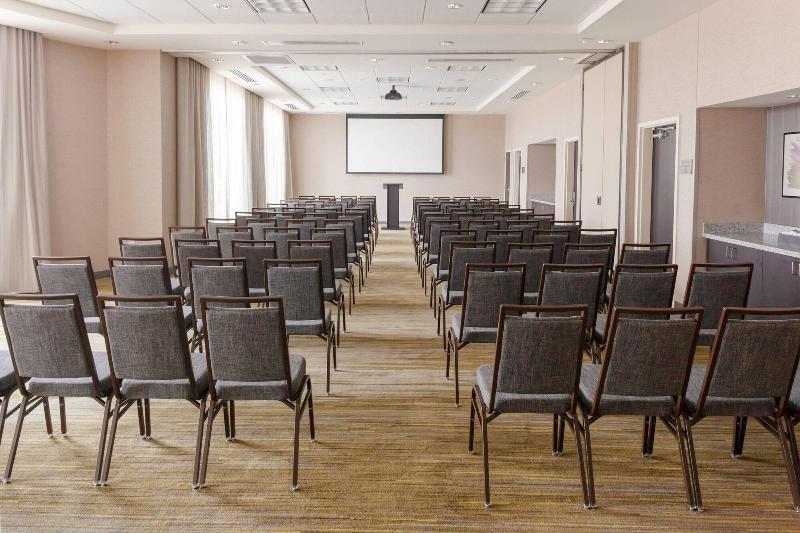 فندق Courtyard By Marriott Atlanta Lithia Springs