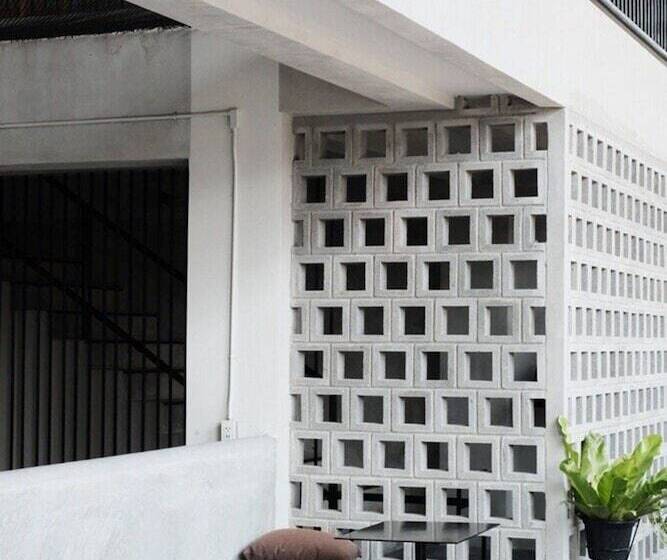 Isty Hotel  Sha Extra Plus