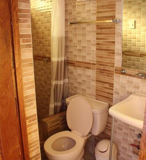 בית מלון כפרי Kennedy Guest House