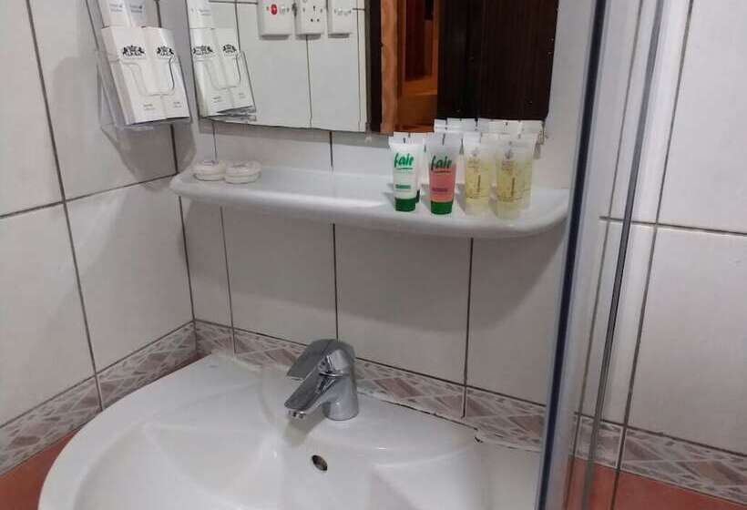 בית מלון כפרי Maather Al Jiwaar