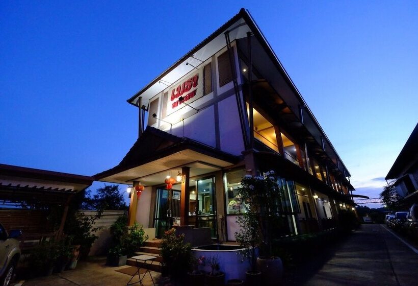 ホテル Metha Palace