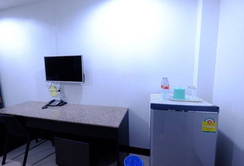 ホテル Metha Palace