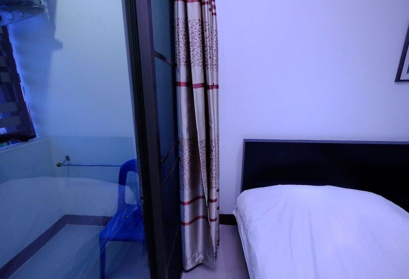 ホテル Metha Palace