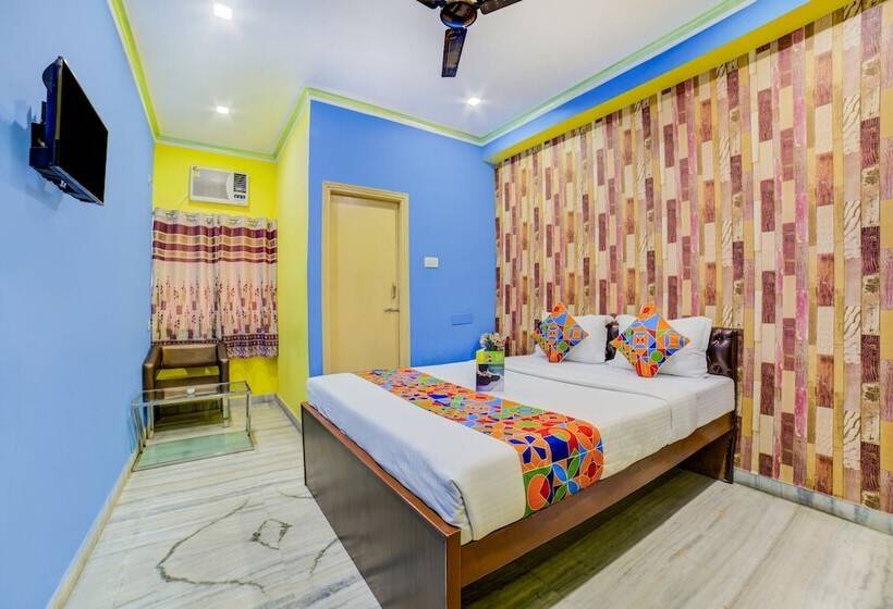 Отель Nest Park Street