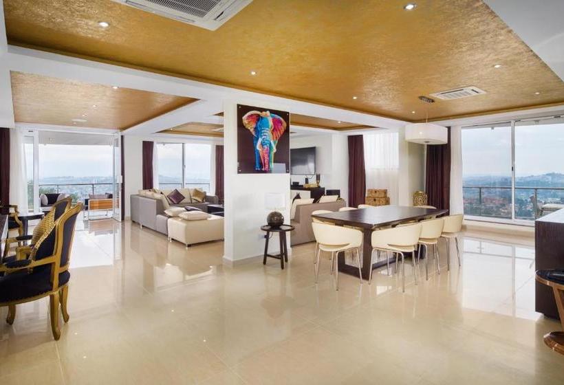 Protea Hotel By Marriott Kampala Skyz