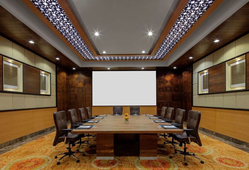 هتل Radisson Jodhpur