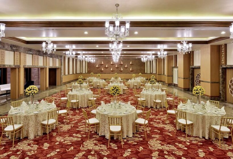 هتل Radisson Jodhpur