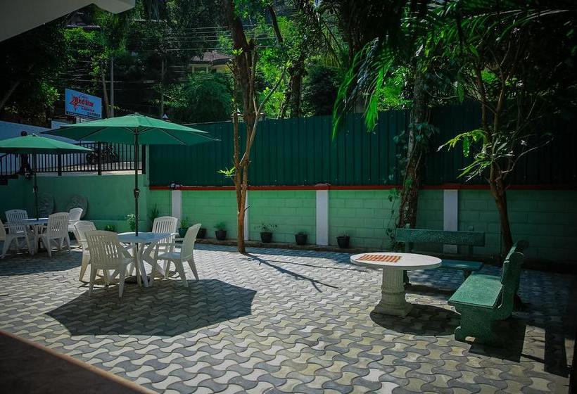 호텔 Red Star Kandyan