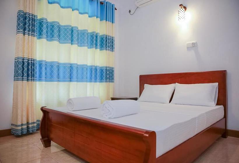 호텔 Red Star Kandyan