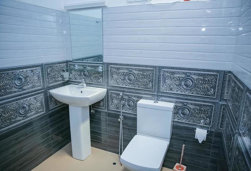 호텔 Red Star Kandyan