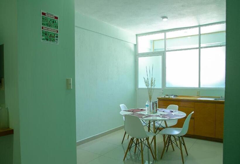 فندق Relax Inn Suites