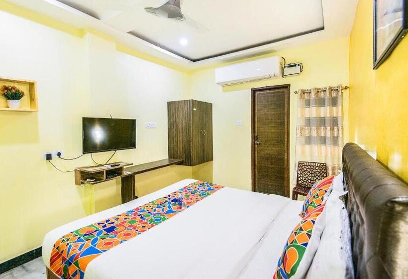 ホテル Royal Palace Marina