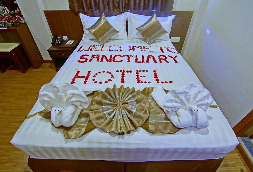 هتل Sanctuary