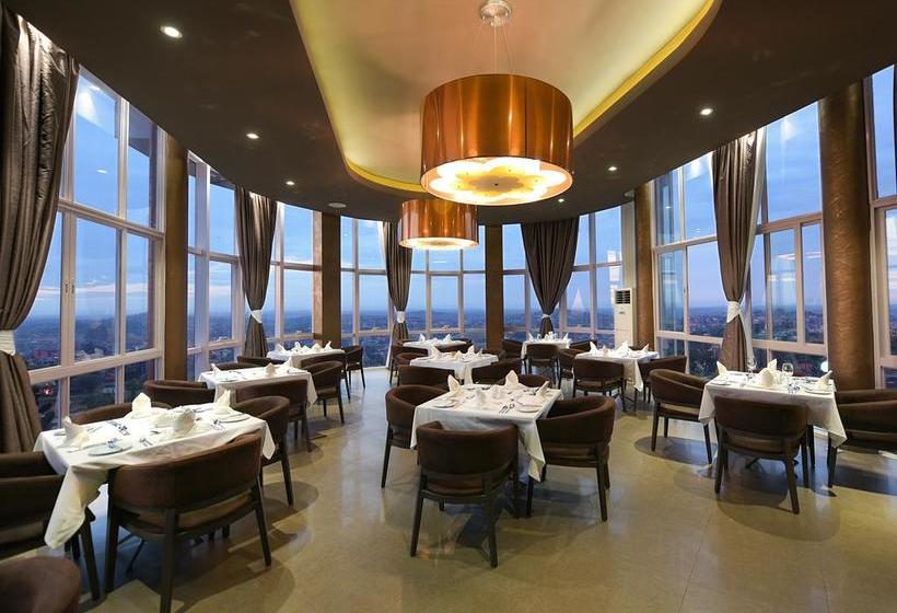 Protea Hotel By Marriott Kampala Skyz