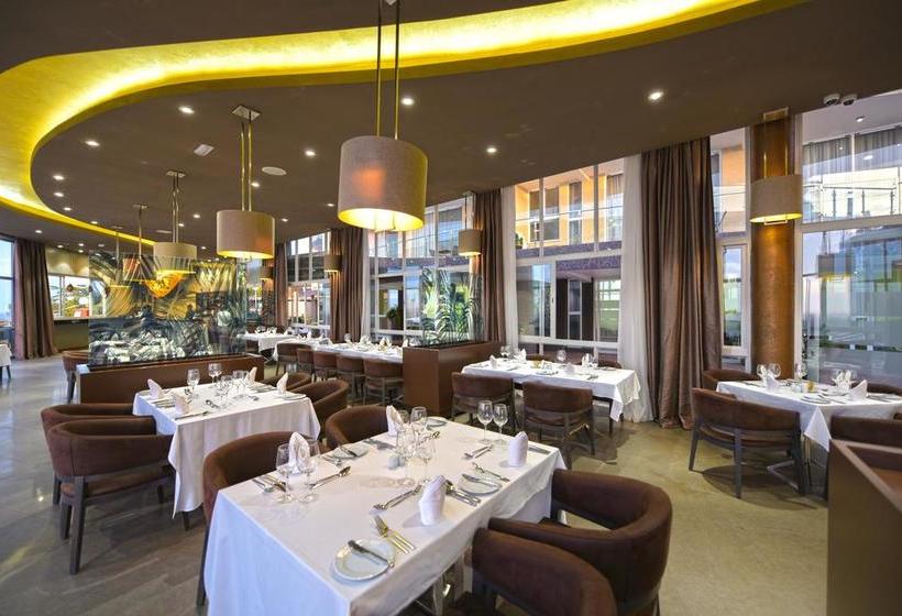 Protea Hotel By Marriott Kampala Skyz