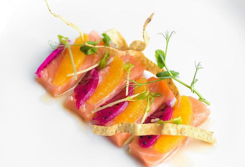 Protea Hotel By Marriott Kampala Skyz