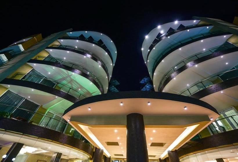 Protea Hotel By Marriott Kampala Skyz