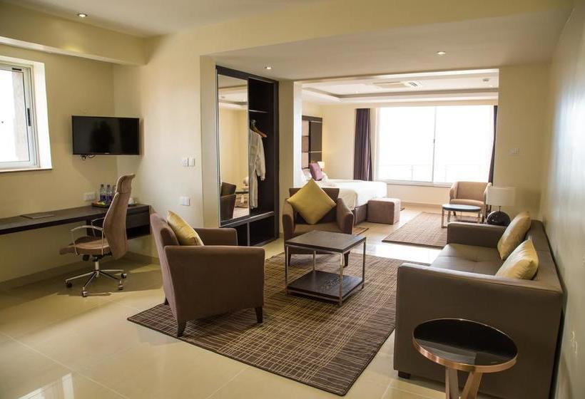 Protea Hotel By Marriott Kampala Skyz