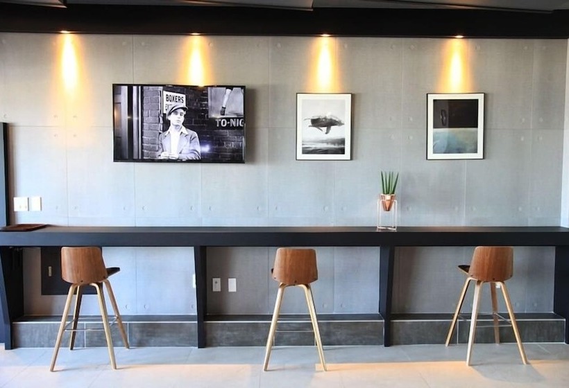 בית מלון כפרי The Four Hills