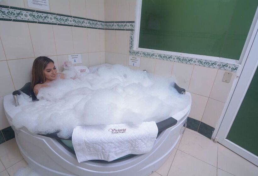 فندق Victoria Suites