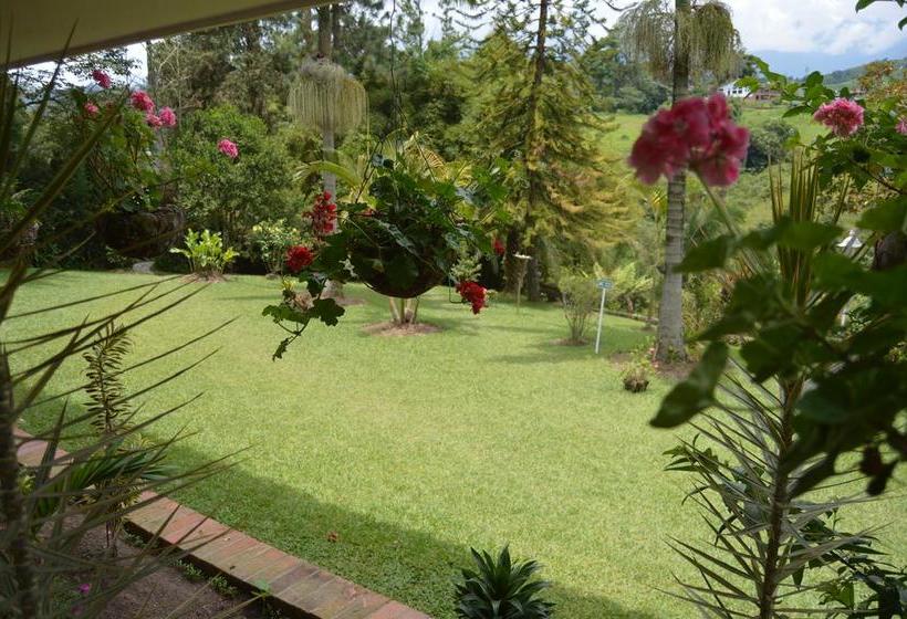 هتل Hospedaje Ecoturístico Villa Carolina