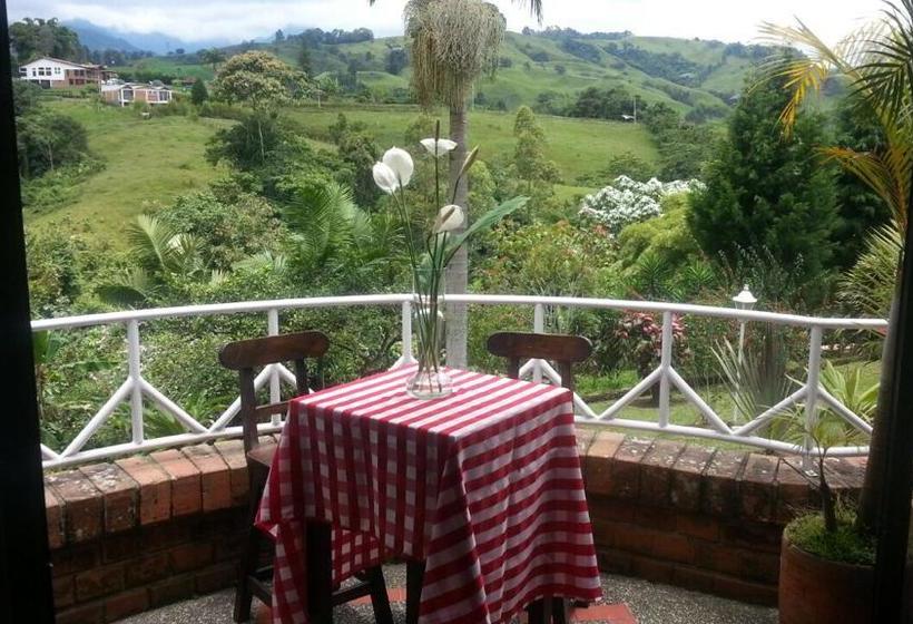 هتل Hospedaje Ecoturístico Villa Carolina