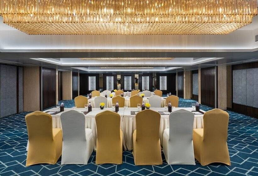 ホテル Wow Crest, Indore Ihcl Seleqtions