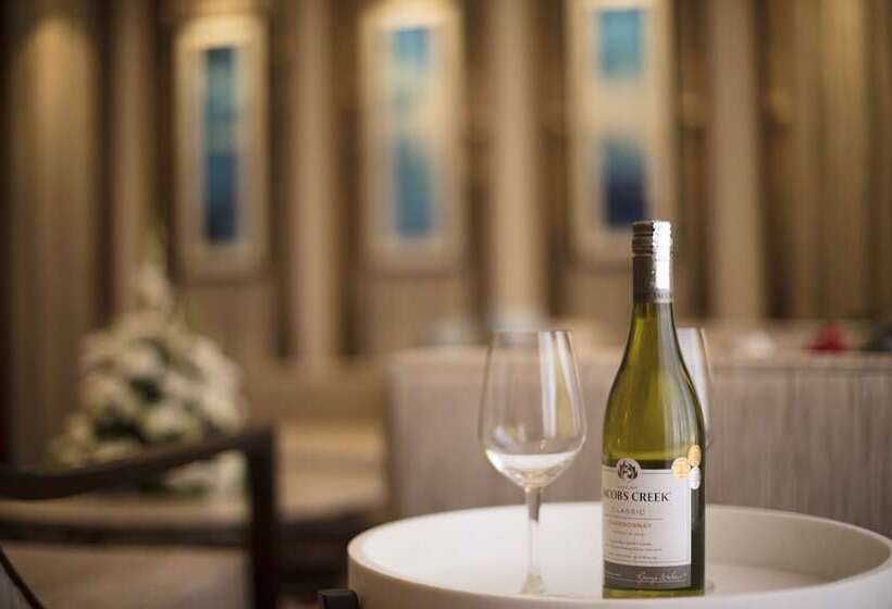 ホテル Wow Crest, Indore Ihcl Seleqtions