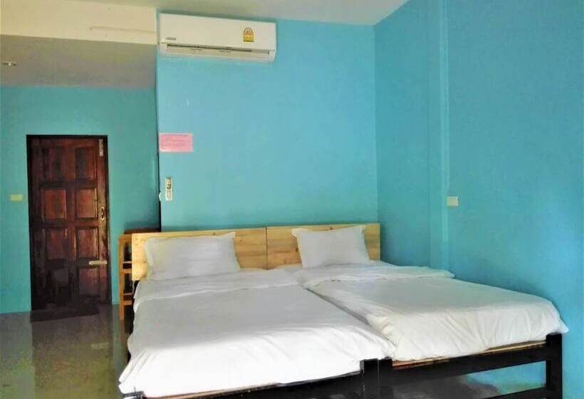 Lanta Mother Hostel