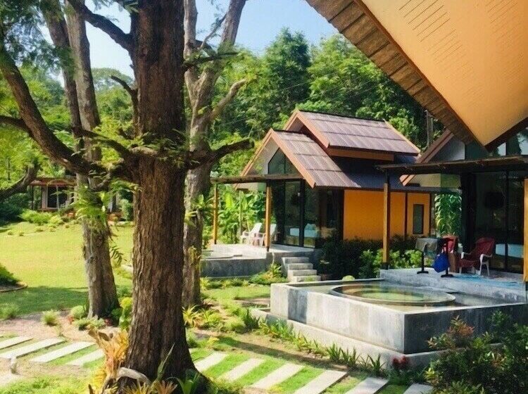 Mook Tamarind Resort