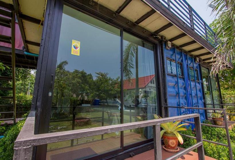 Resort Beach Box At Pran