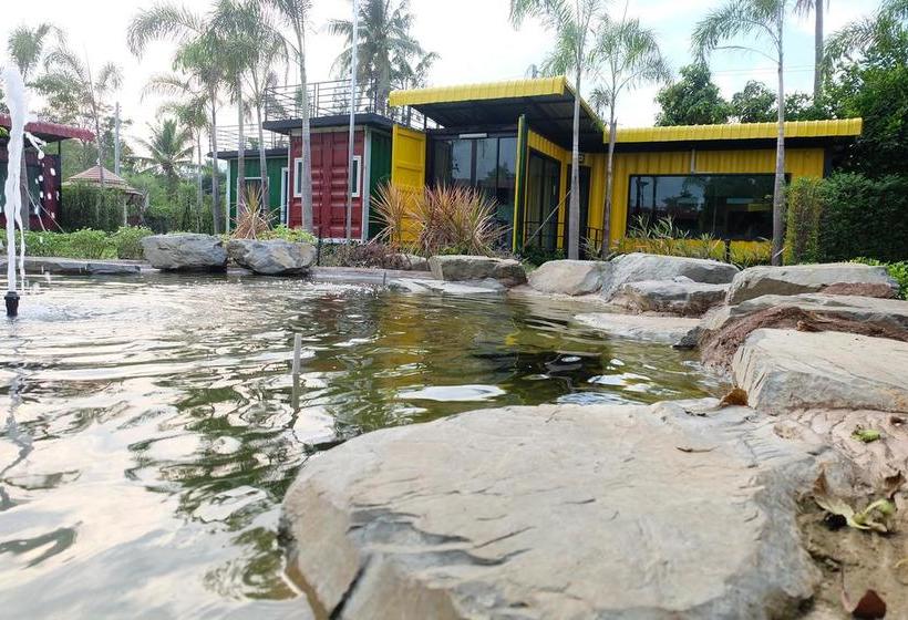 Resort Beach Box At Pran