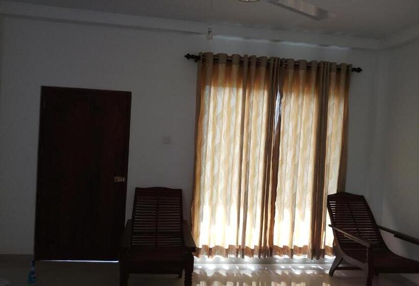 הוסטל Dolphin Cottage Mirissa