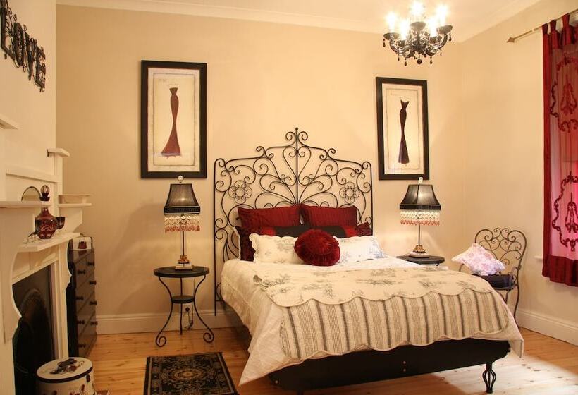 Azalea Cedar Rose Barossa Valley Villa