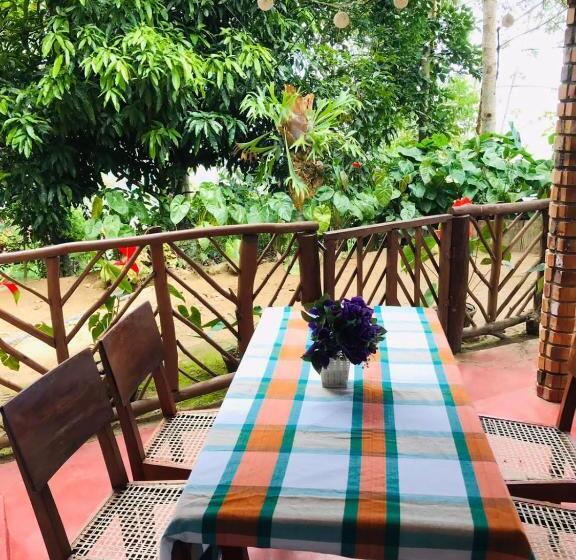 민박 Malithis Lodge