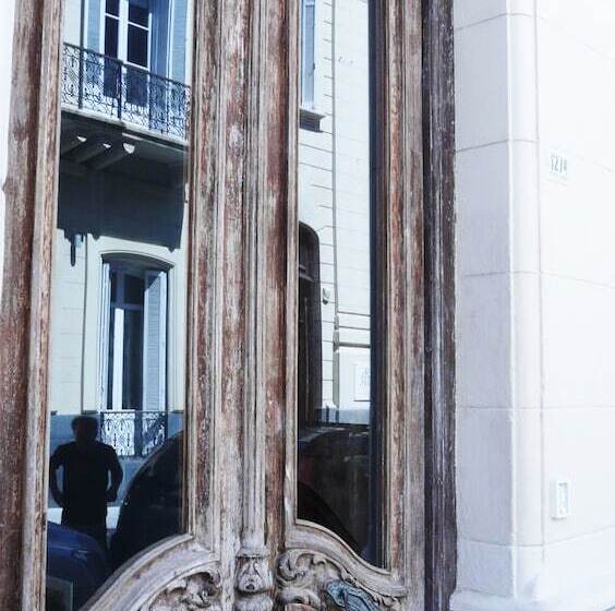 Circus Hostel&hotel Montevideo