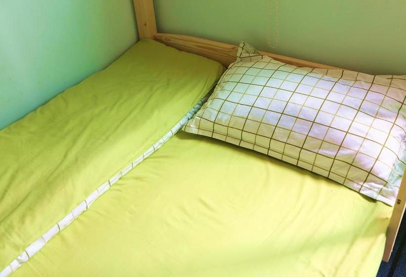 Downtown Center Youth Hostel