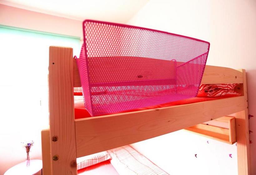 Downtown Center Youth Hostel