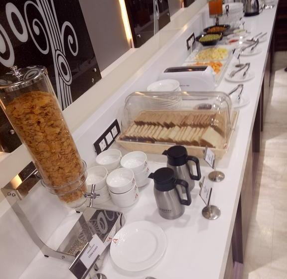 בית מלון כפרי Amrapali Residency