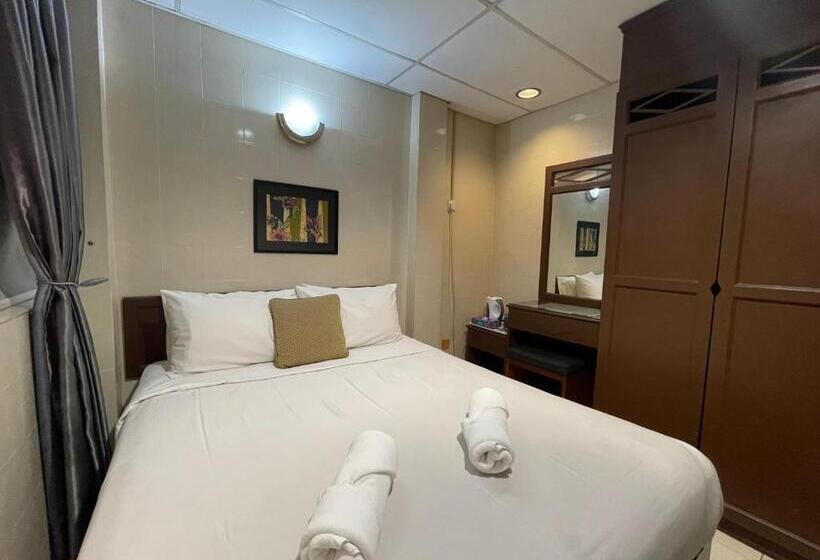 Hotel Barrack Street