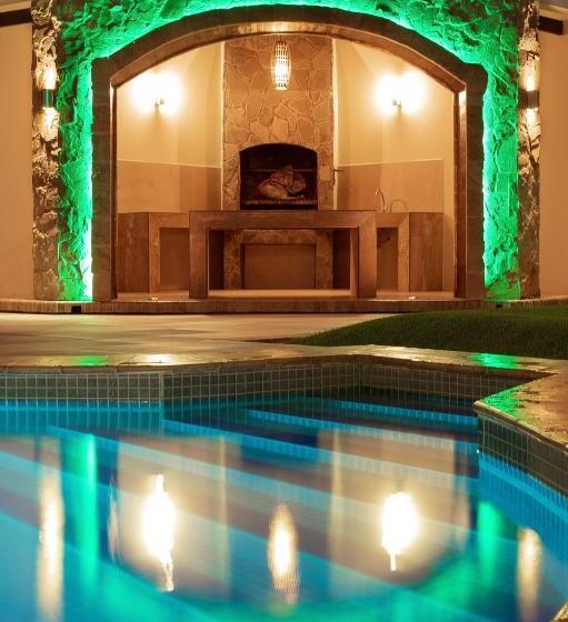 هتل By Armonía Santa Cruz