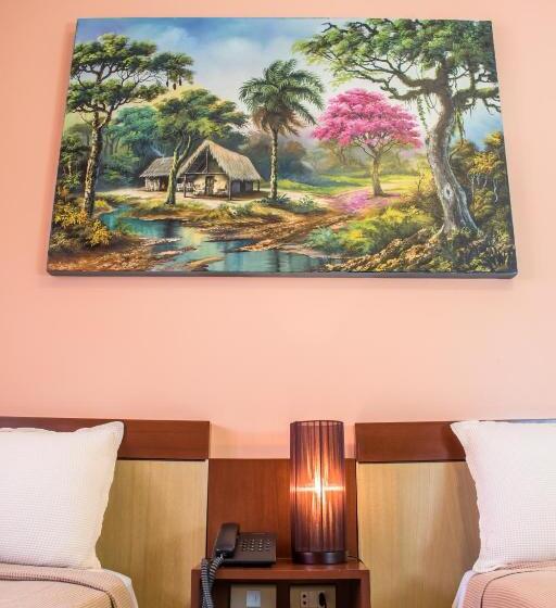 هتل By Armonía Santa Cruz