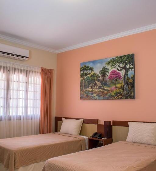 هتل By Armonía Santa Cruz