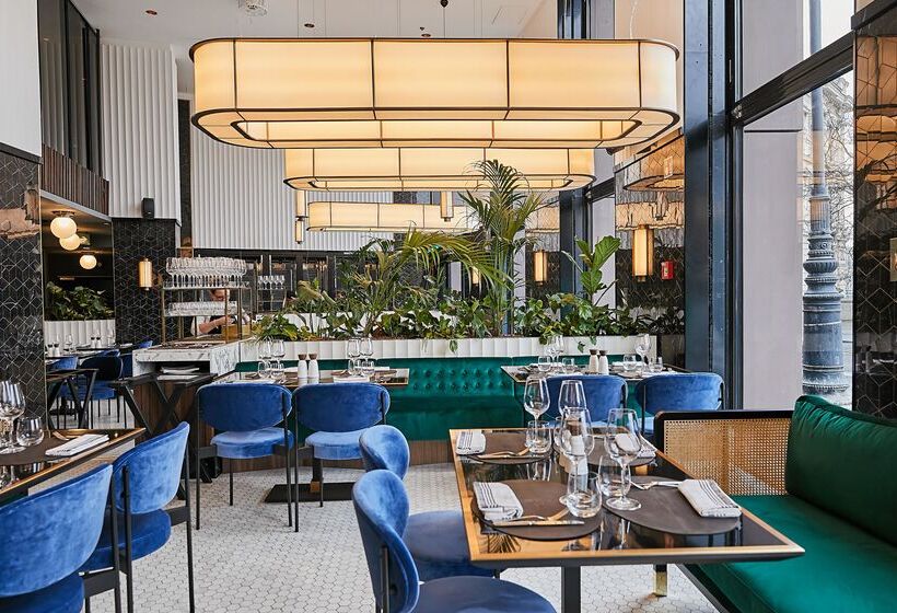 ホテル Clark Budapest   Adults Only