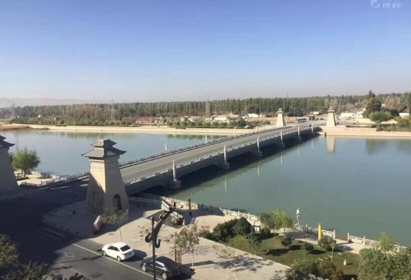 בית מלון כפרי Dunhuang Dasheng Vacation