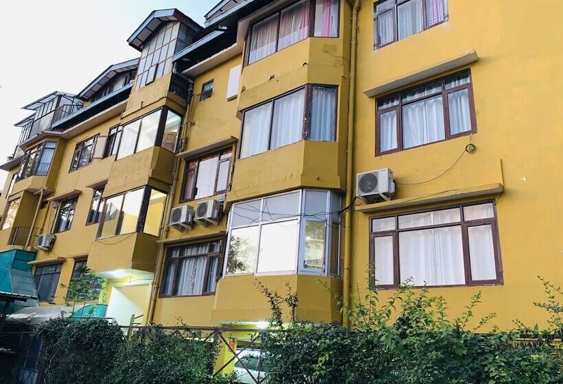 ホテル Dusk N Dawn