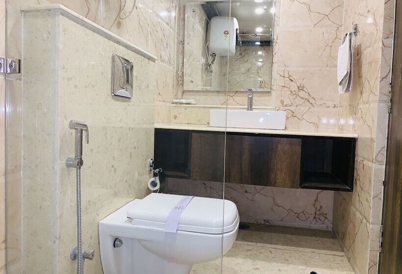 ホテル Dusk N Dawn