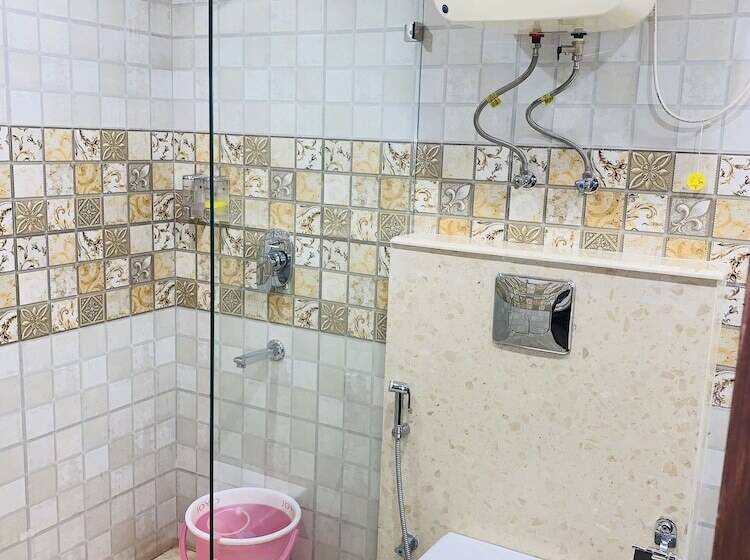 ホテル Dusk N Dawn