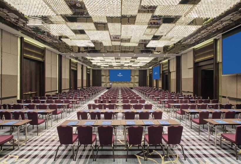 Отель Hilton Manila