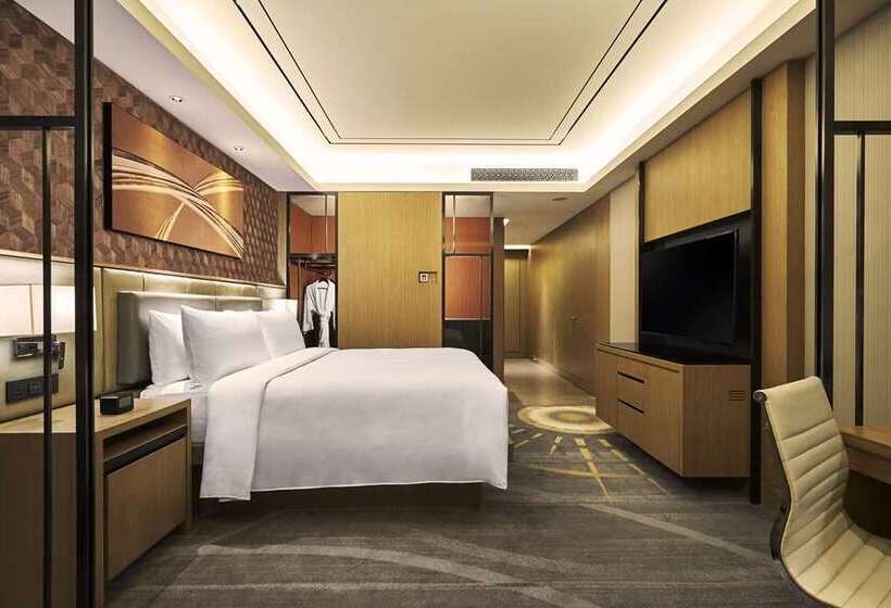 Отель Hilton Manila